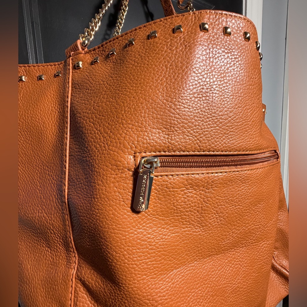 Montana West Large Tan Tote With Gold Tone Chain Straps and Studded Accents - Picture 4 of 15